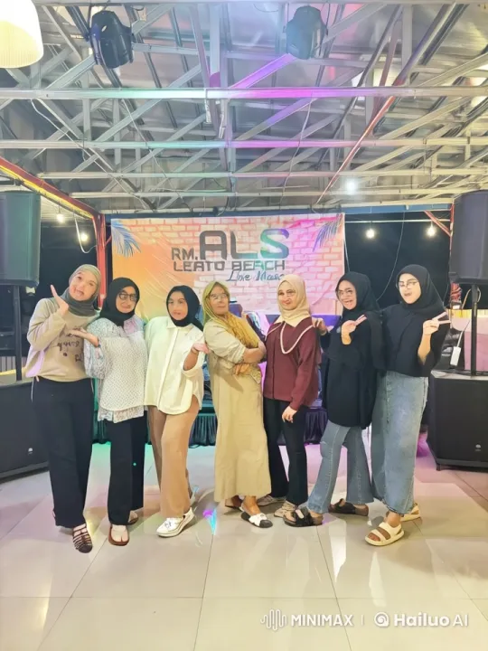 Friends Perform Dynamic Kung Fu at Live Music Venue – AI Generated Video | Hailuo AI