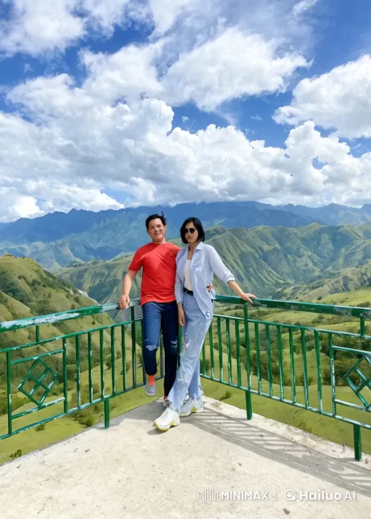 Kungfu Fighters Showcase Skills in Scenic Mountains – AI Generated Video | Hailuo AI