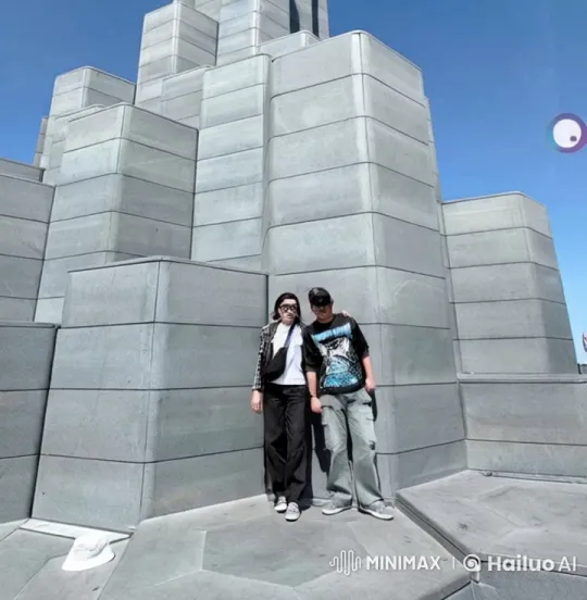 Kung Fu Duel in Modern Geometric Setting – AI Generated Video | Hailuo AI