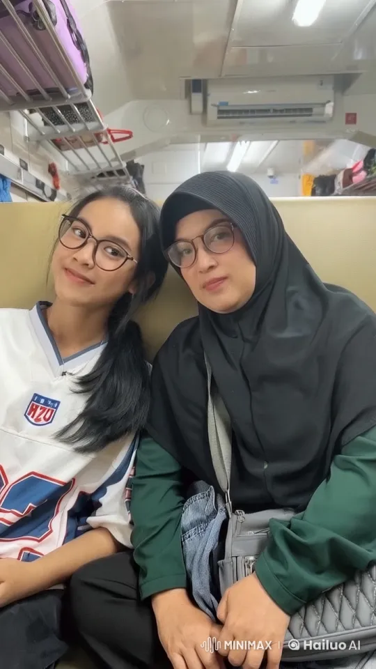 Woman and Girl Perform Dynamic Kungfu in Train Setting – AI Generated Video | Hailuo AI