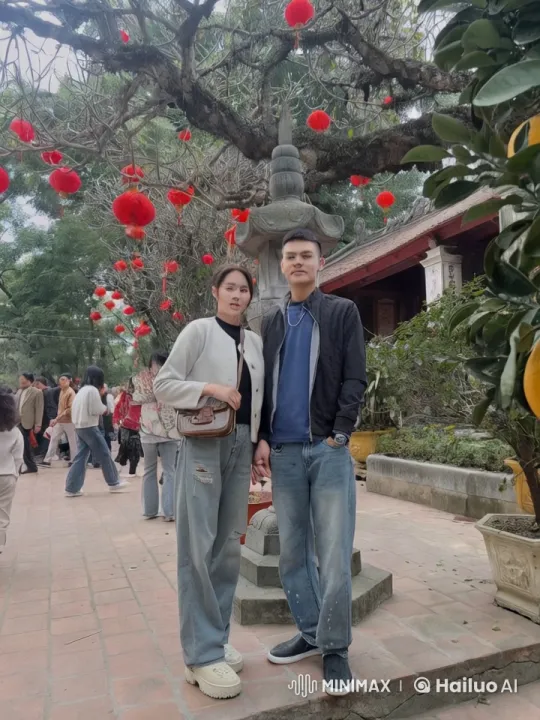 Couple Fights Dramatically at Festive Cultural Site – AI Generated Video | Hailuo AI