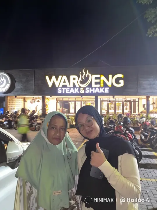 Nighttime Kung Fu Showdown at Steak & Shake – AI Generated Video | Hailuo AI