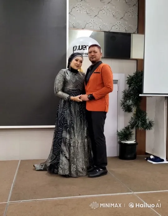 Formal Couple Engages in Playful Kung-Fu Performance – AI Generated Video | Hailuo AI