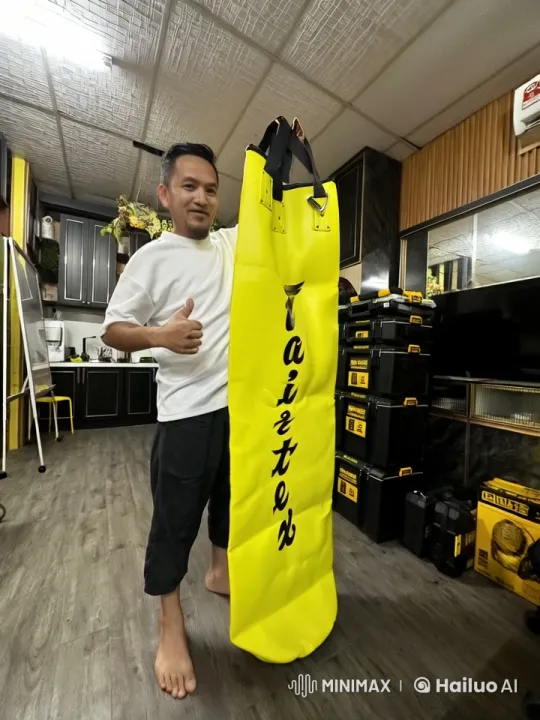 Kickboxing Training Session in Modern Workshop – AI Generated Video | Hailuo AI