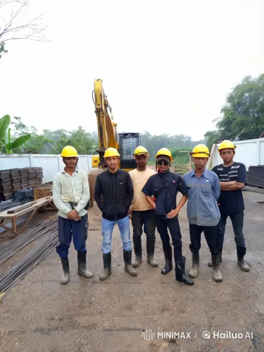 Construction Workers Perform Playful Kung Fu – AI Generated Video | Hailuo AI