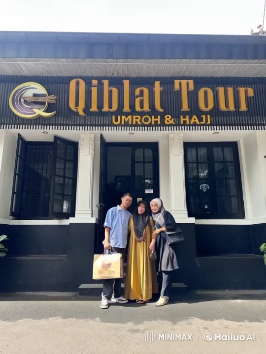 Martial Arts Display at Qiblat Tour Office – AI Generated Video | Hailuo AI