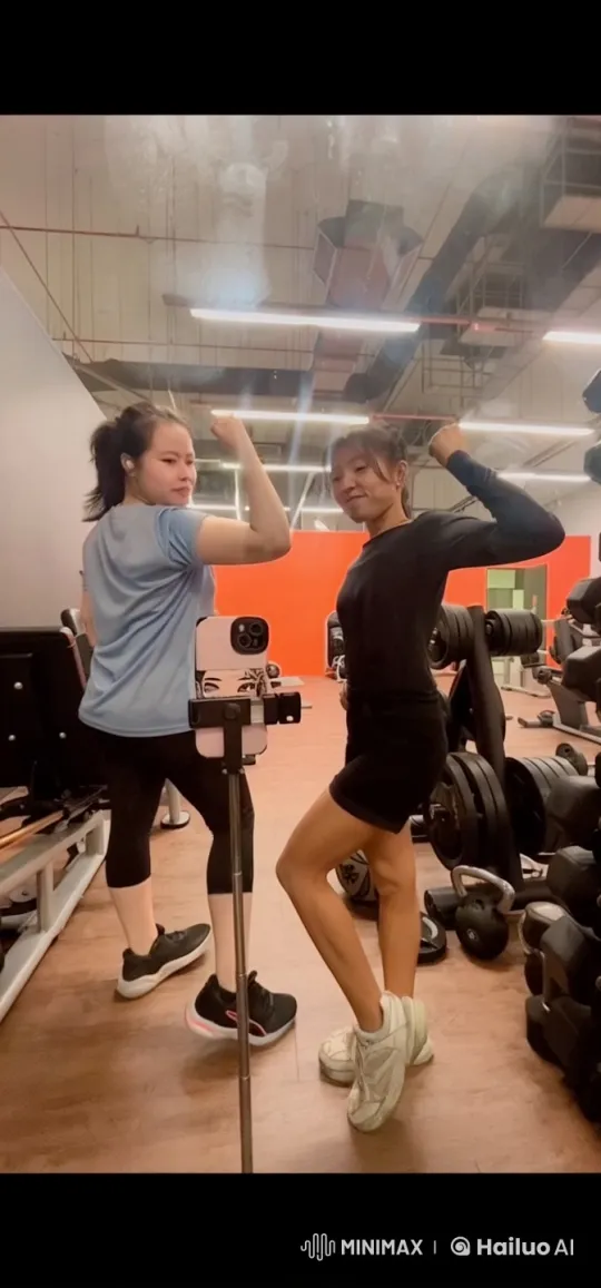Dynamic Kung Fu Routine Showcases Martial Arts Discipline – AI Generated Video | Hailuo AI