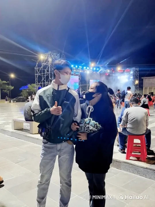 Nocturnal Martial Arts Display at Open-Air Event – AI Generated Video | Hailuo AI