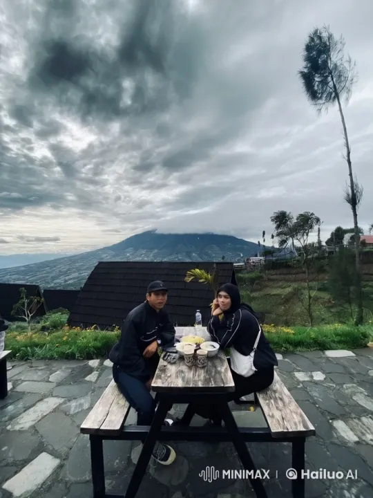 Martial Artists Engage in Dynamic Sparring on Hillside – AI Generated Video | Hailuo AI