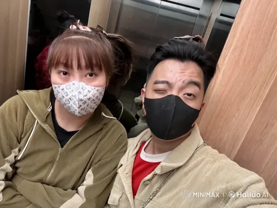 Martial Arts Display in Elevator by Two Friends – AI Generated Video | Hailuo AI