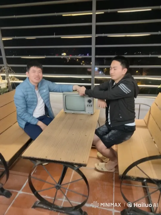 Nighttime Kung Fu Duel on Balcony with City Lights – AI Generated Video | Hailuo AI