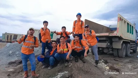 Construction Workers Display Kungfu Skills on Job Site – AI Generated Video | Hailuo AI
