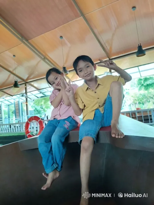 Children Perform Synchronized Kungfu Routine Indoors – AI Generated Video | Hailuo AI