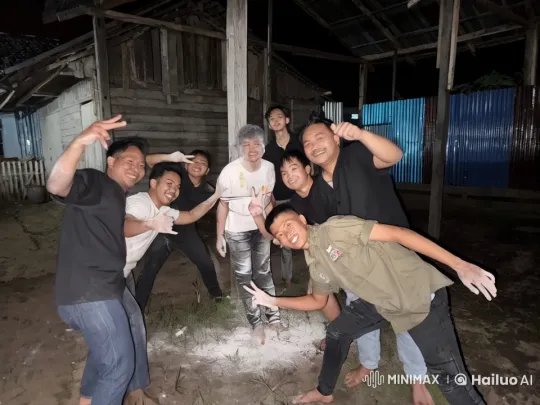 Friends Showcase Kungfu Skills in Rustic Outdoor Setting – AI Generated Video | Hailuo AI