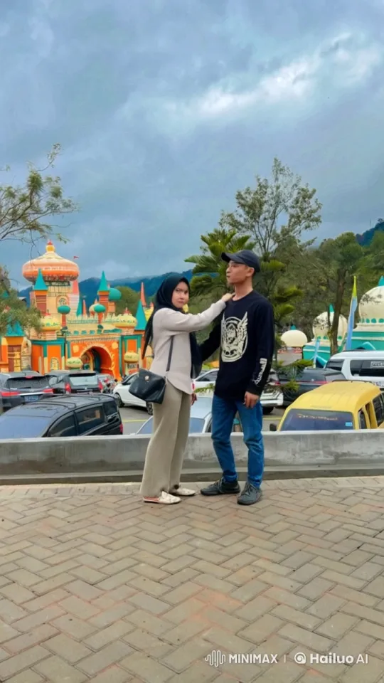 Fantasy-themed Kungfu demonstration in vibrant setting – AI Generated Video | Hailuo AI