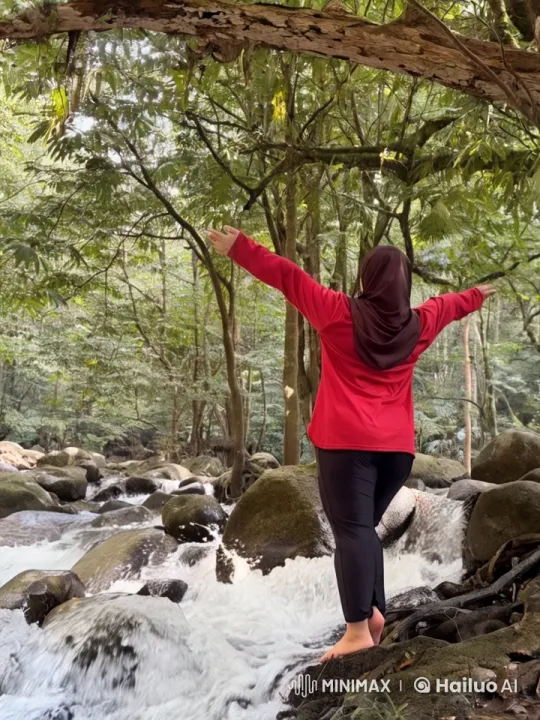 Red Hooded Kung Fu Practitioner in Serene Forest – AI Generated Video | Hailuo AI