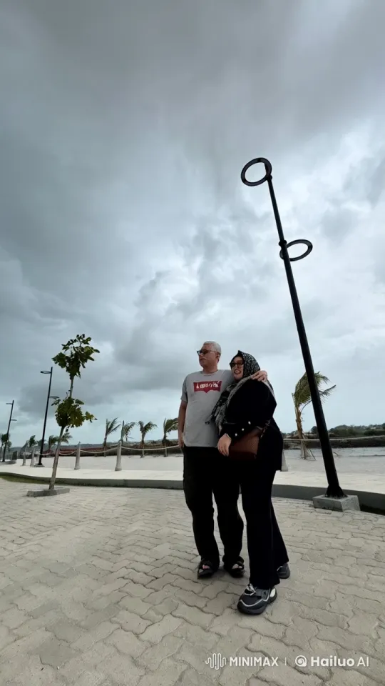 Dynamic Kungfu Fight by the Water with Swaying Palm Trees – AI Generated Video | Hailuo AI