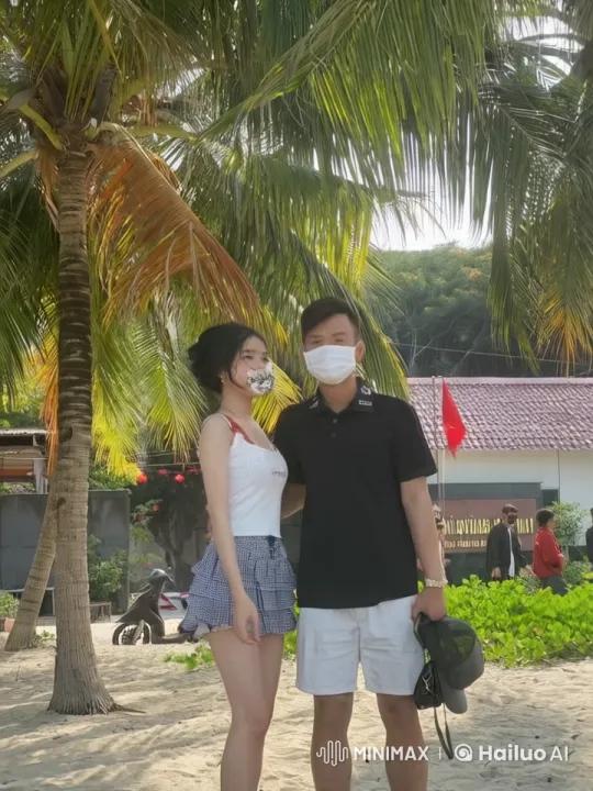Couple Performs Impressive Kung Fu on Beach – AI Generated Video | Hailuo AI