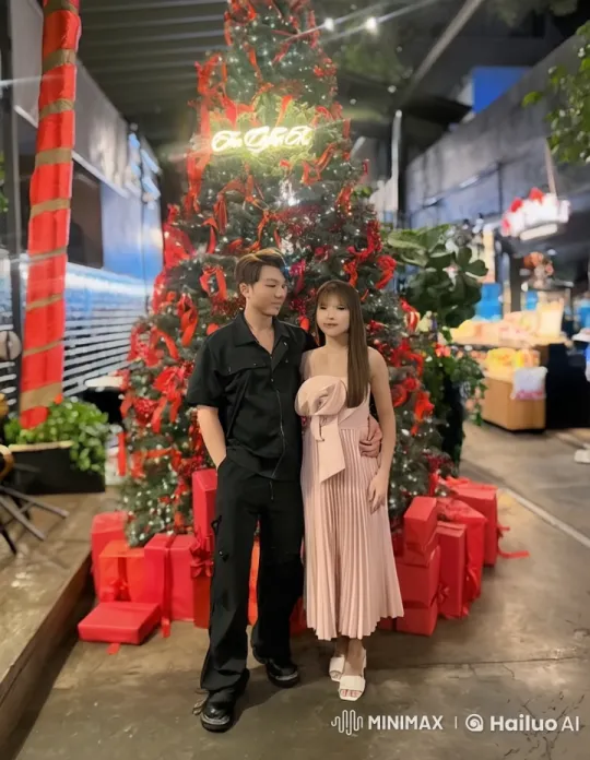 Holiday Cheer Meets Martial Arts Display – AI Generated Video | Hailuo AI
