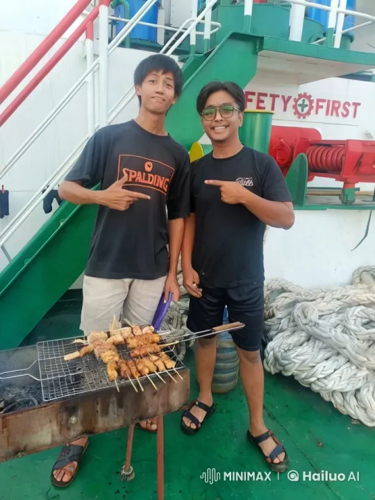 Grilled Meat, Friendship, and Kungfu Fun on a Ship Deck – AI Generated Video | Hailuo AI
