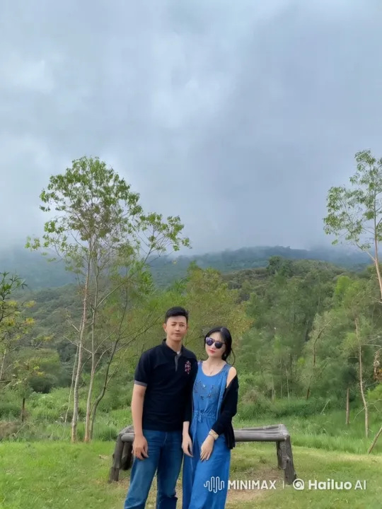 Traditional Kung Fu Display in Misty Hills – AI Generated Video | Hailuo AI