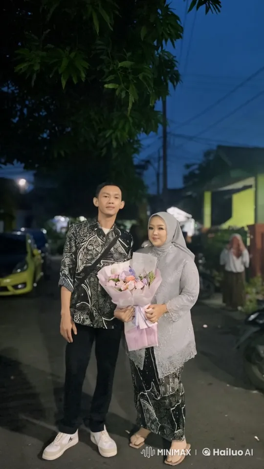 Traditional Attire Kung Fu Display in Evening Atmosphere – AI Generated Video | Hailuo AI
