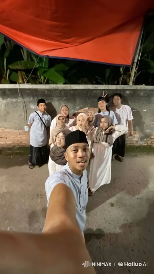 Traditional Chinese Kung Fu Demonstration by Young Practitioners – AI Generated Video | Hailuo AI
