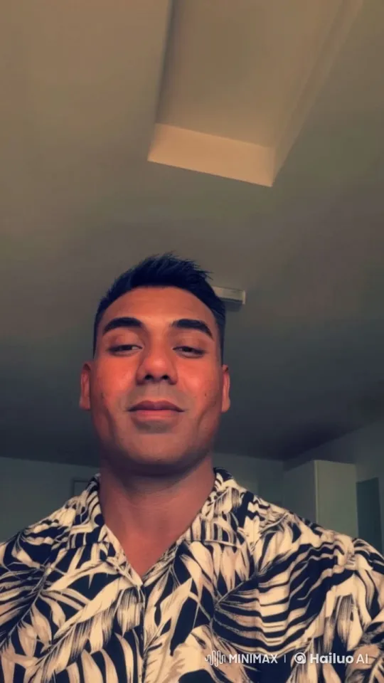 Live2D Animation of Man in Patterned Shirt – AI Generated Video | Hailuo AI