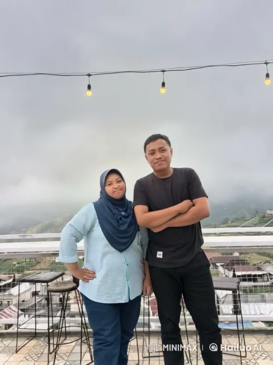 Couple on Rooftop Practicing Martial Arts – AI Generated Video | Hailuo AI