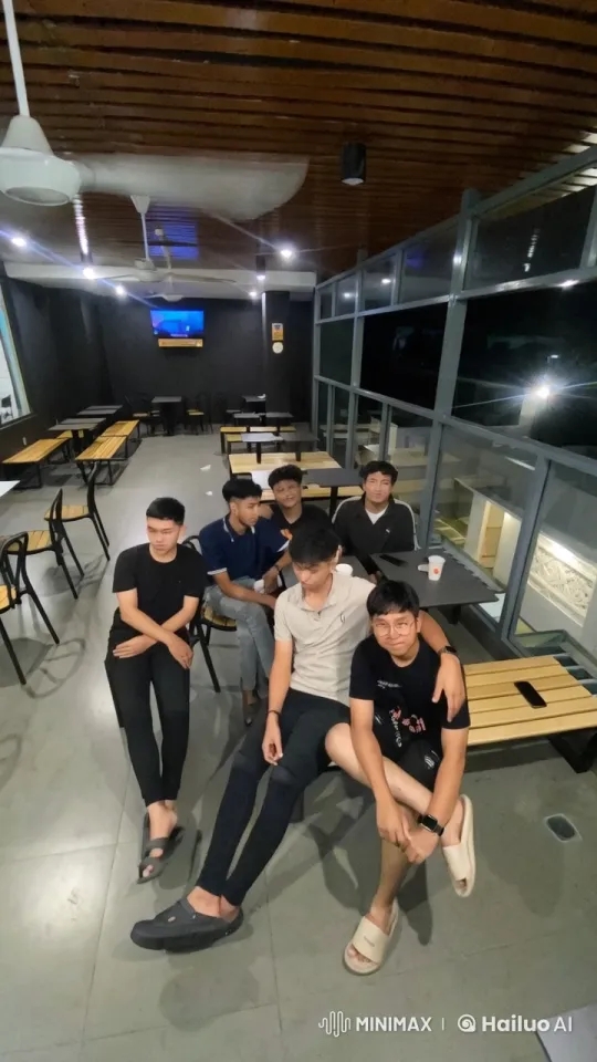 Casual Gathering Transformed by Impressive Kung Fu Display – AI Generated Video | Hailuo AI