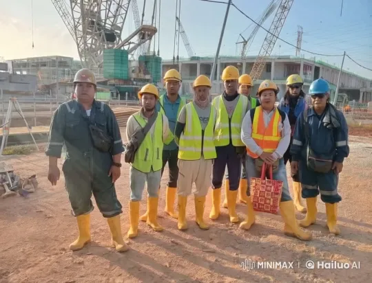 Construction Workers Surprised by Kungfu Flying Kick – AI Generated Video | Hailuo AI