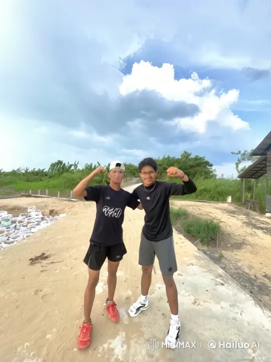 Outdoor Kungfu Display in Natural Setting – AI Generated Video | Hailuo AI