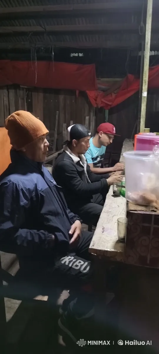 Intense Kungfu Battle in Rustic Setting – AI Generated Video | Hailuo AI