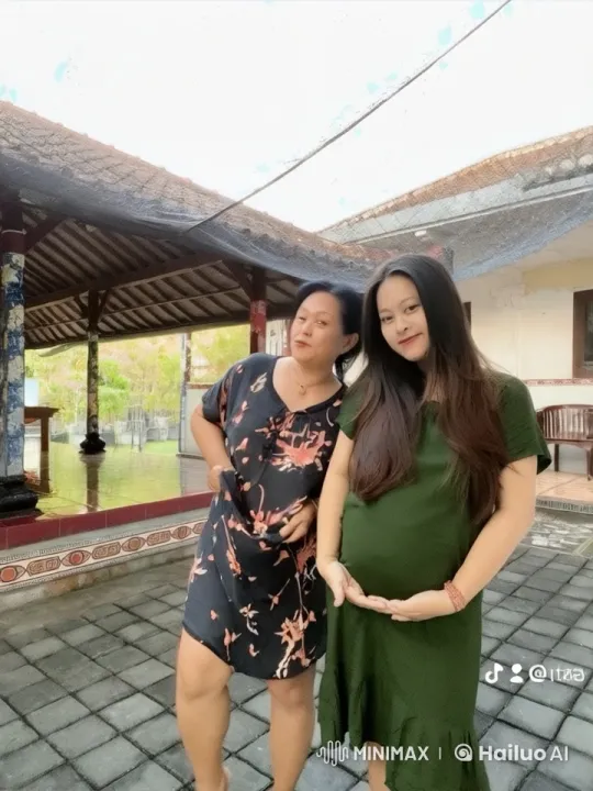 Two Women Perform Graceful Kungfu in Serene Setting – AI Generated Video | Hailuo AI