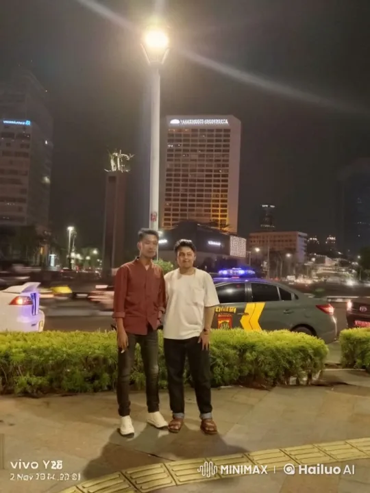 Nighttime Kung Fu Fight with City Background – AI Generated Video | Hailuo AI