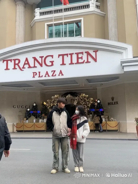 Wing Chun Kungfu Performance at Trang Tien Plaza – AI Generated Video | Hailuo AI