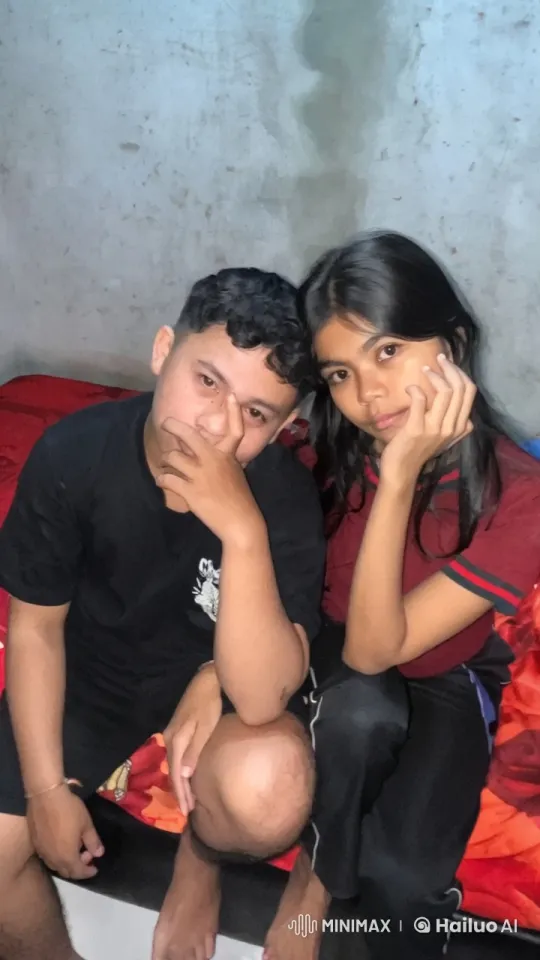 Boy and Girl Spar in Martial Arts Display – AI Generated Video | Hailuo AI