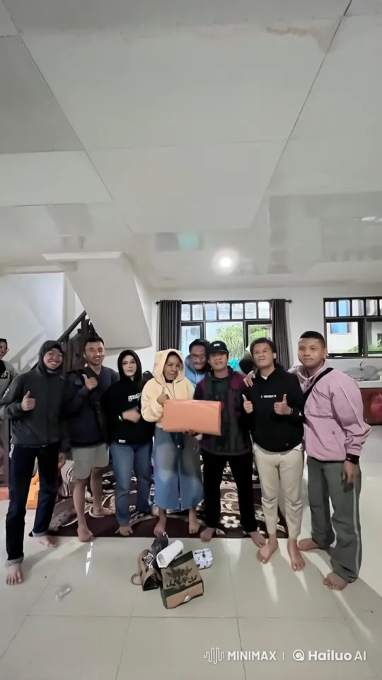 Living Room Transforms into Energetic Kungfu Scene – AI Generated Video | Hailuo AI