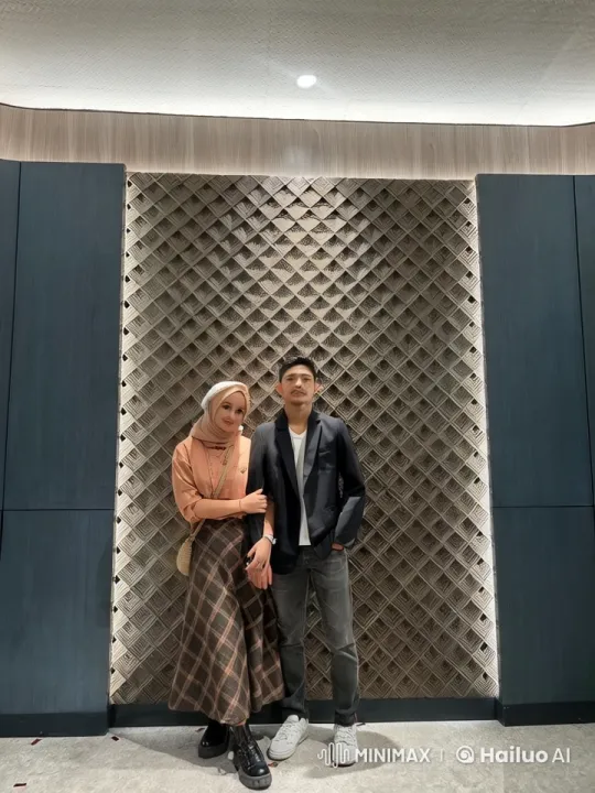Couple Poses and Engages in Playful Kung Fu – AI Generated Video | Hailuo AI