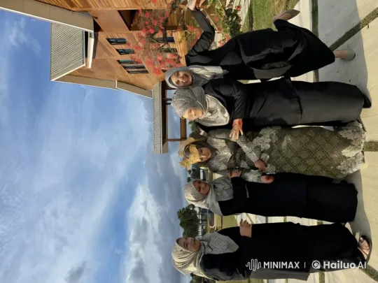 Traditional Attire Playful Fight in Modern Building Setting – AI Generated Video | Hailuo AI