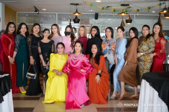Elegant Women's Kungfu Showdown at Festive Party – AI Generated Video | Hailuo AI