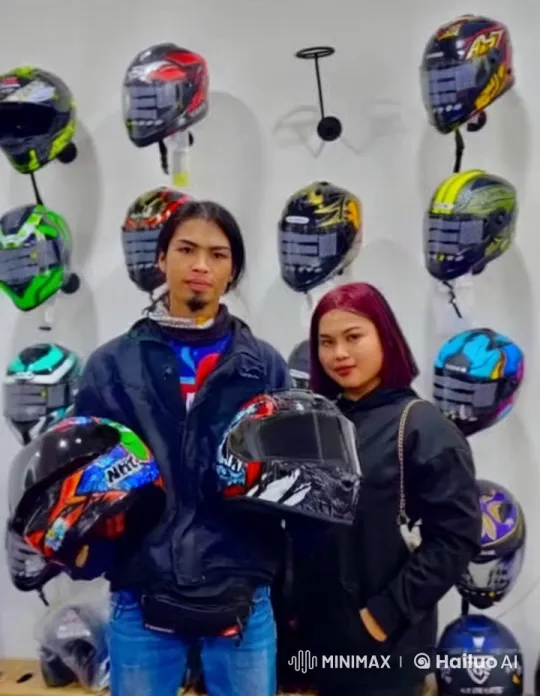Martial Artists Demonstrate Skills in Helmet Store – AI Generated Video | Hailuo AI