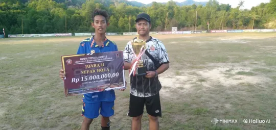 Kungfu Masters Showcase Agility on Football Field – AI Generated Video | Hailuo AI