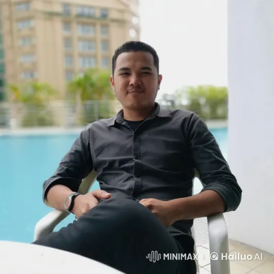 Man Performs Kung Fu by Poolside – AI Generated Video | Hailuo AI