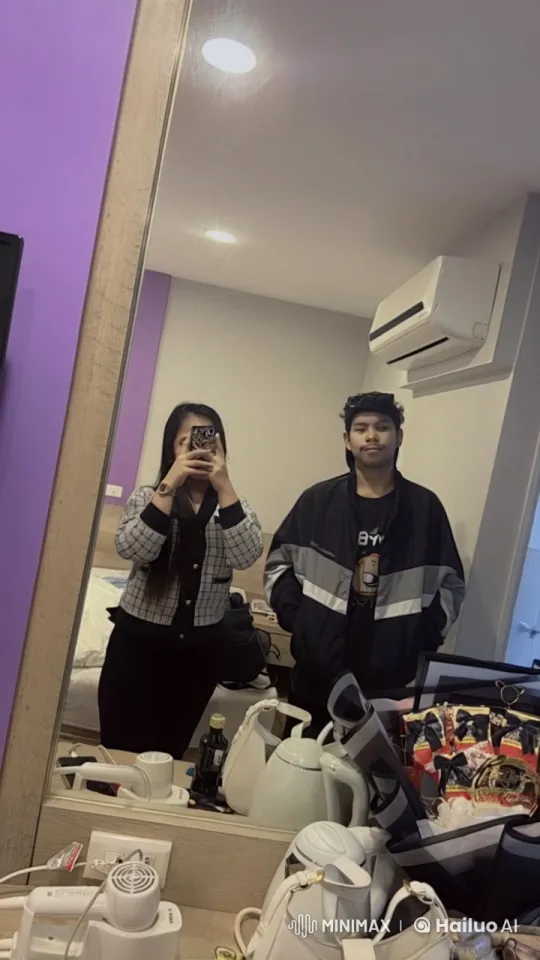 Boy and Girl Mirror Kung Fu Battle – AI Generated Video | Hailuo AI