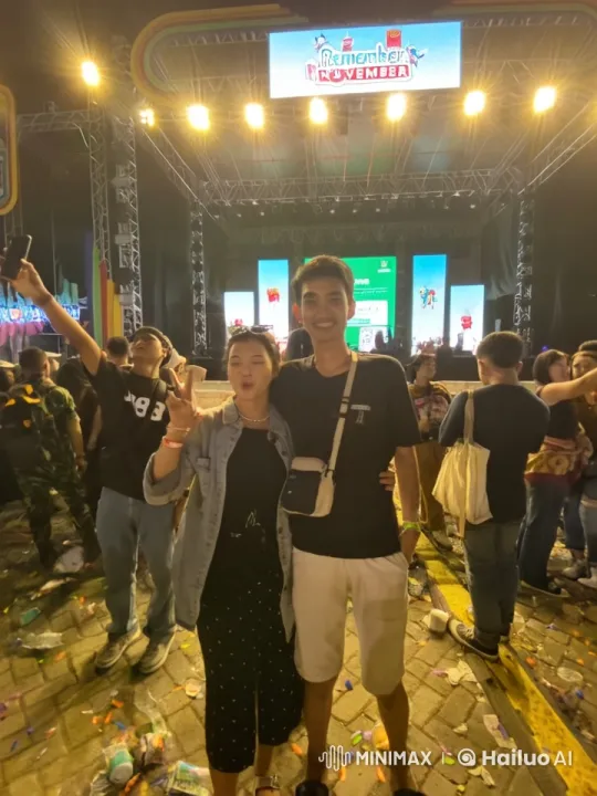 Kung-Fu Performance at Vibrant Outdoor Concert – AI Generated Video | Hailuo AI