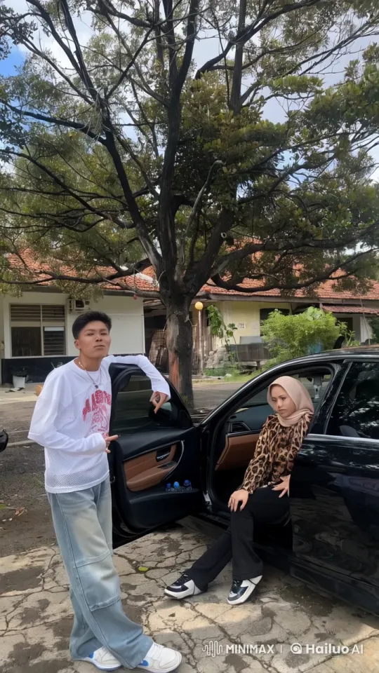 Suburban Kung Fu Duo Engage in Intense Sparring – AI Generated Video | Hailuo AI