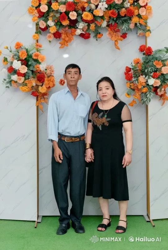 Couple Showcases Impressive Kung Fu Against Floral Background – AI Generated Video | Hailuo AI