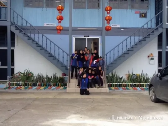 Girls' Martial Arts Performance on Building Steps – AI Generated Video | Hailuo AI