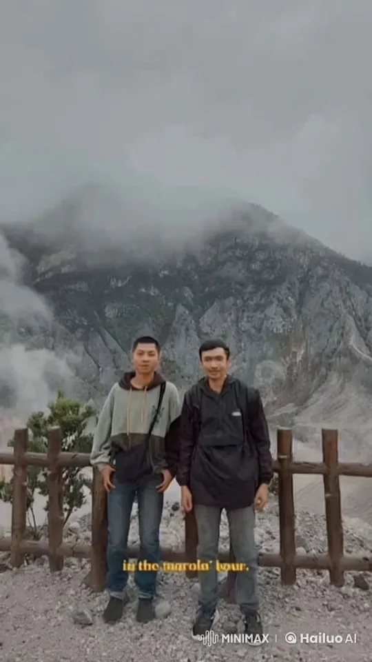 Young Martial Artists Perform Dynamic Kungfu in Misty Mountains – AI Generated Video | Hailuo AI